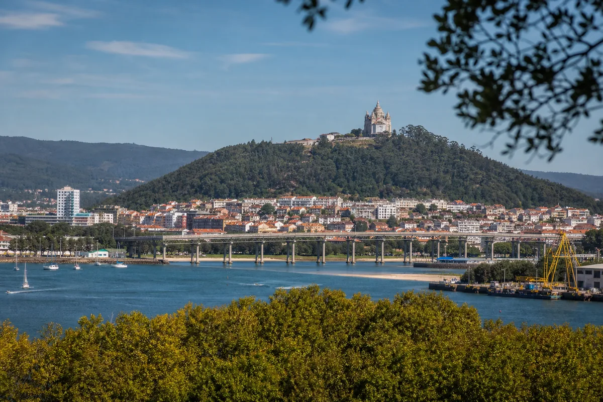 Viana do Castelo e o monte de Santa Luzia