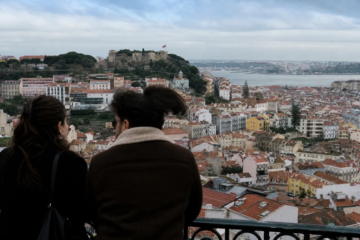Vista de Lisboa a partir de um miradouro