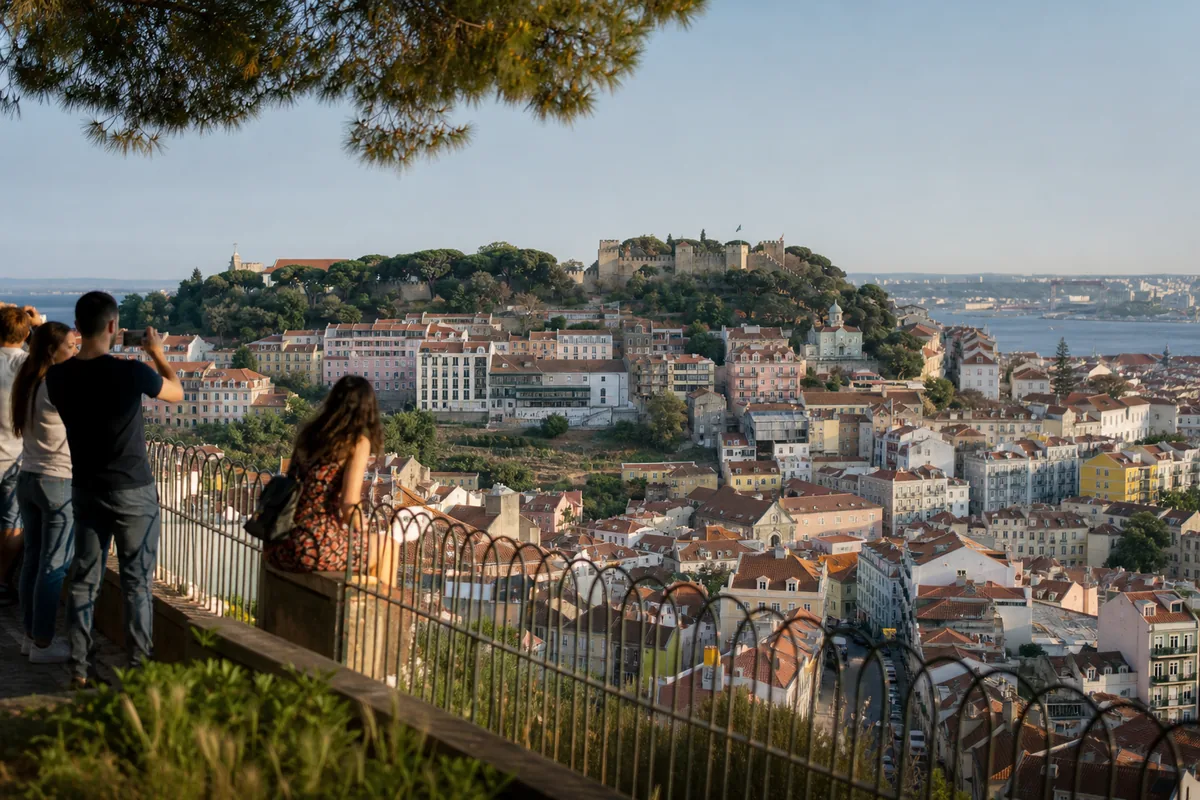 Vista de Lisboa a partir de um miradouro