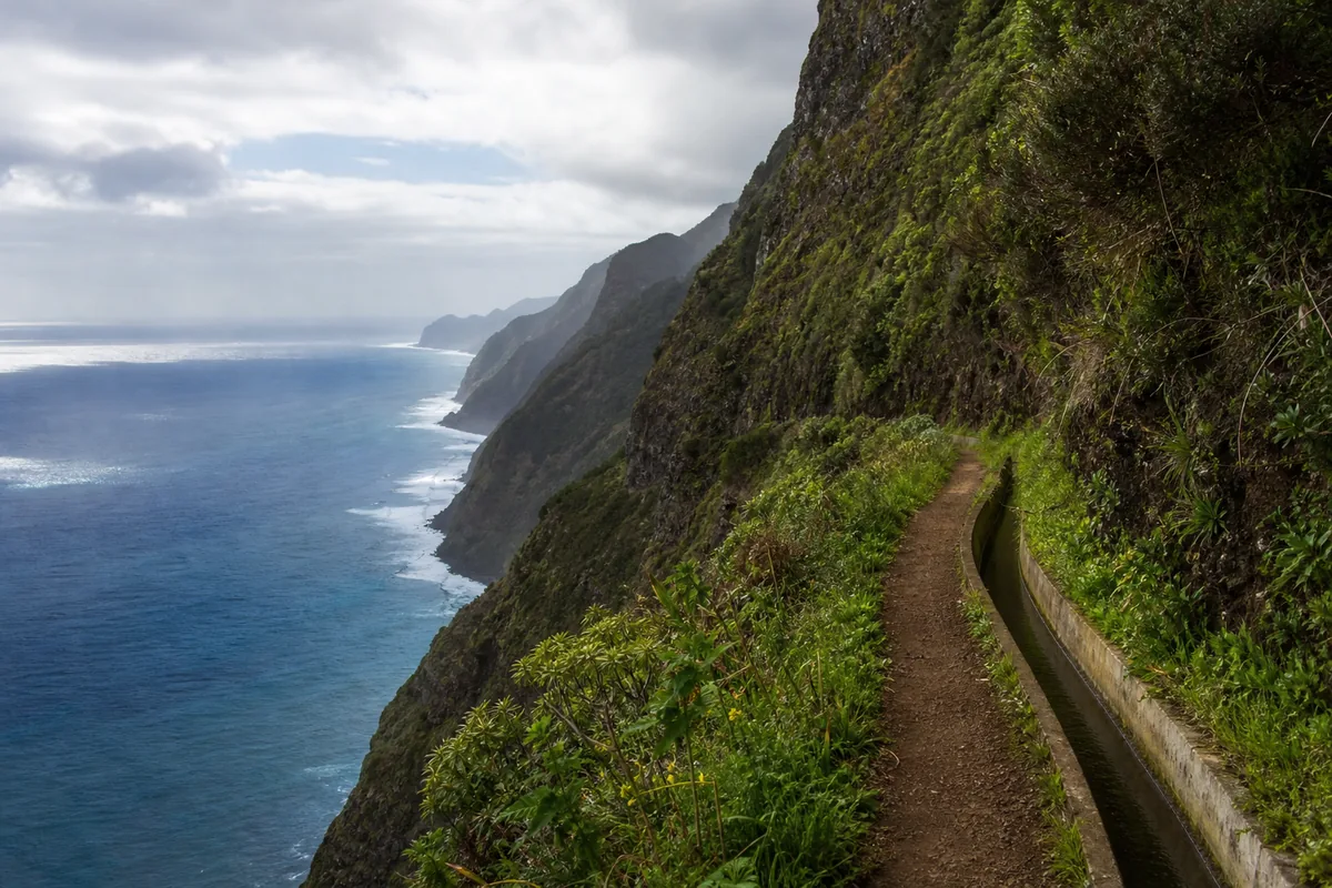 Costa da ilha da Madeira