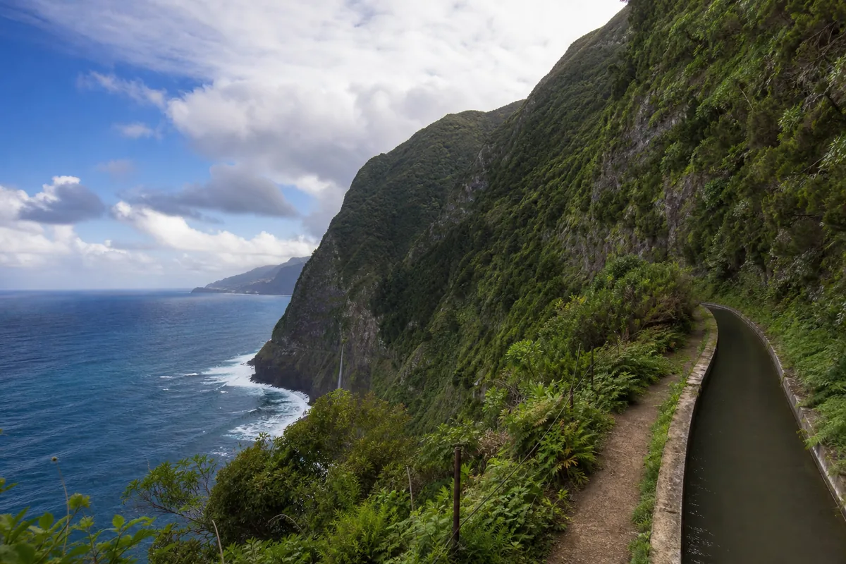 Costa da ilha da Madeira